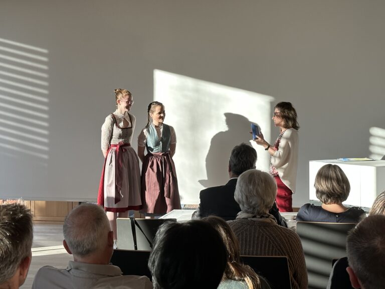 7B956D7C-F598-4D16-BDB3-E44D9A075537