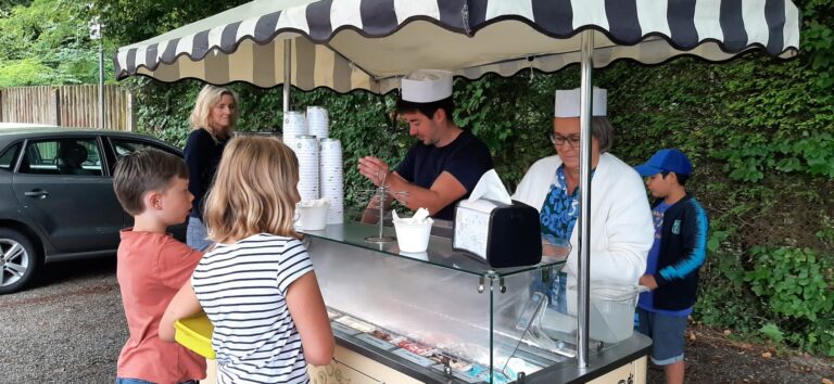 eebb6cf4-f7fc-48f8-b378-57a85a4d283c